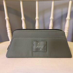 Lug Green Wallet Sleek Modern Design